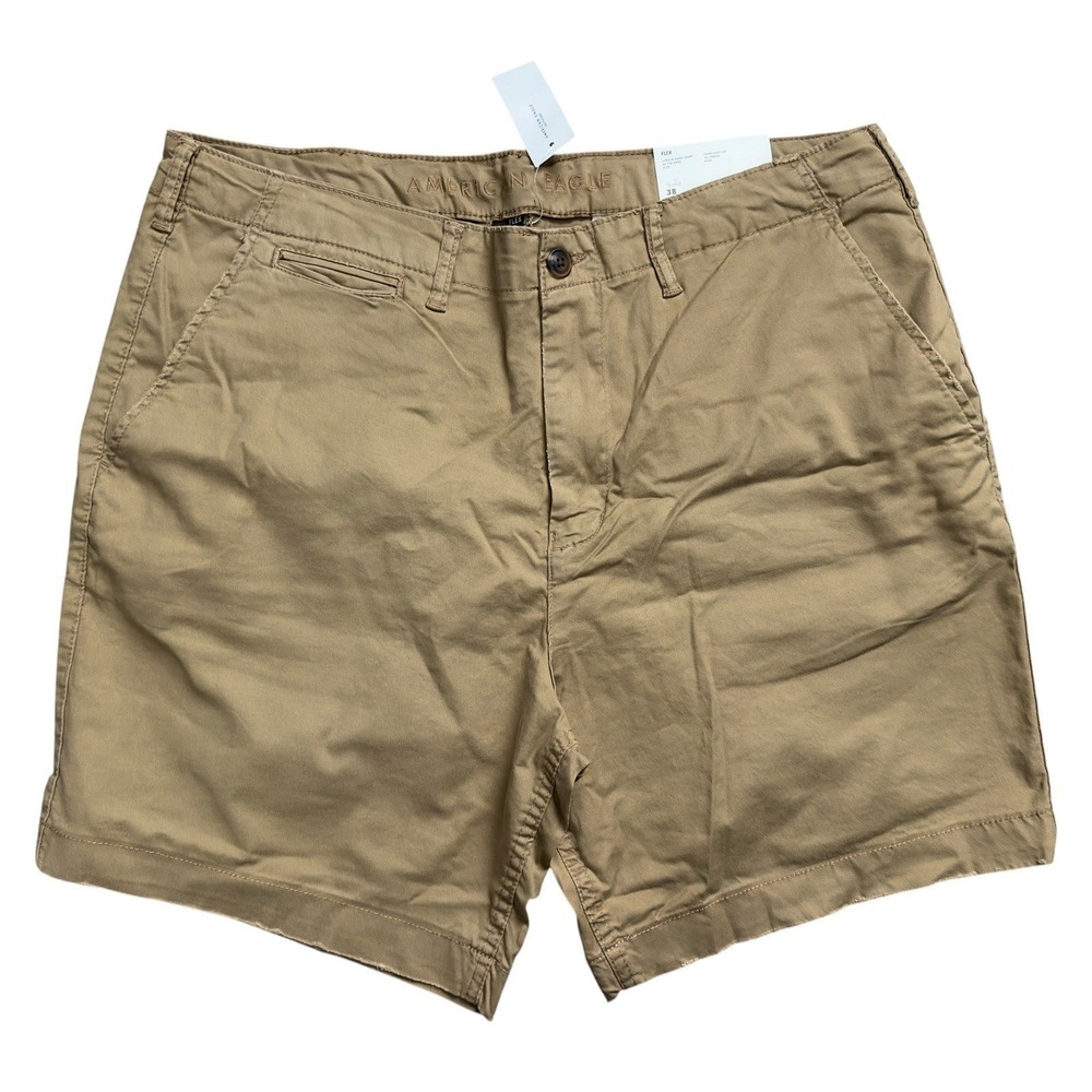 American Eagle Khaki Classic at the Knee Flex Shorts Size 38‎